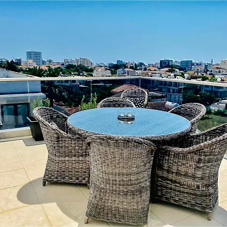 The Penthouse 401 شقة لارنكا