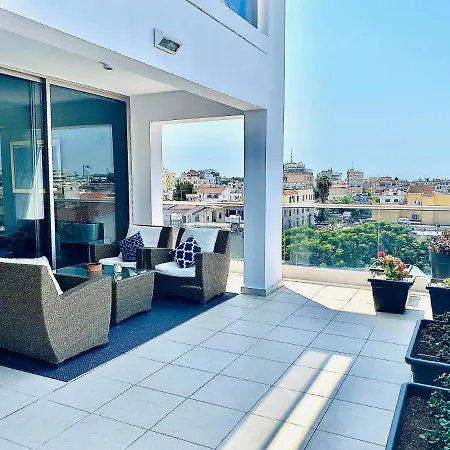 The Penthouse 401 Apartment *