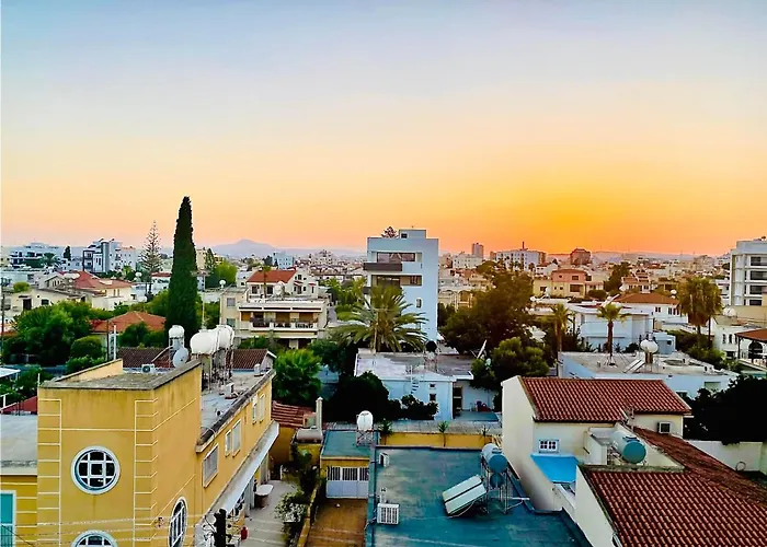 The Penthouse 401 Daire