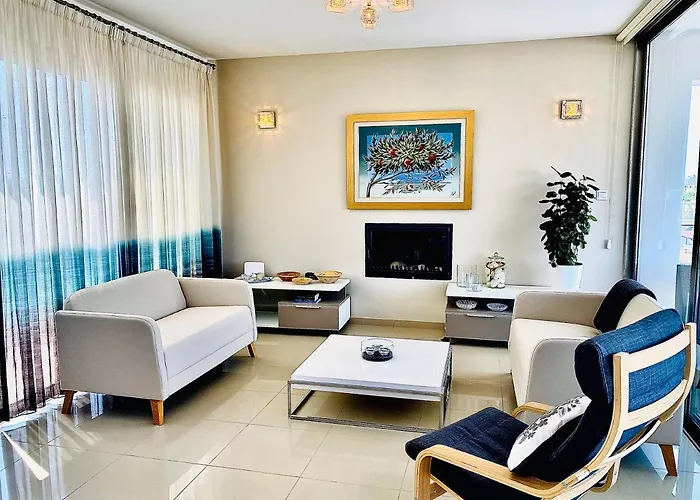 Daire The Penthouse 401 Larnaca